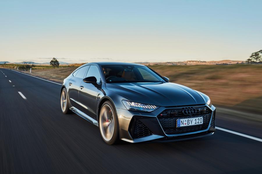  Audi RS7 Sportback 2020 года  (AU) (фото 18 из 34)